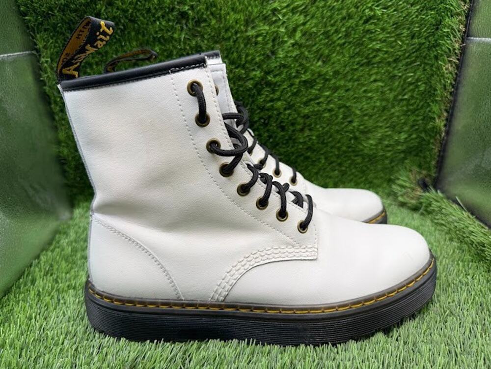 Dr. Martens Zavala Women's White 8 Eyelet Leather Combat Boots AW004 Size 8M 9L